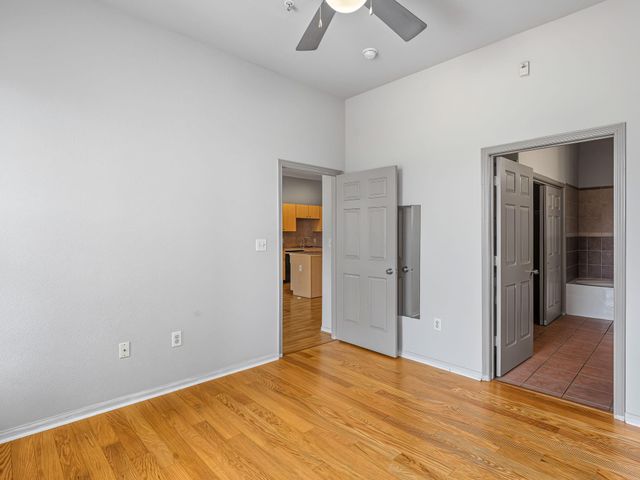 1441 East Street 315, Houston, TX 77007