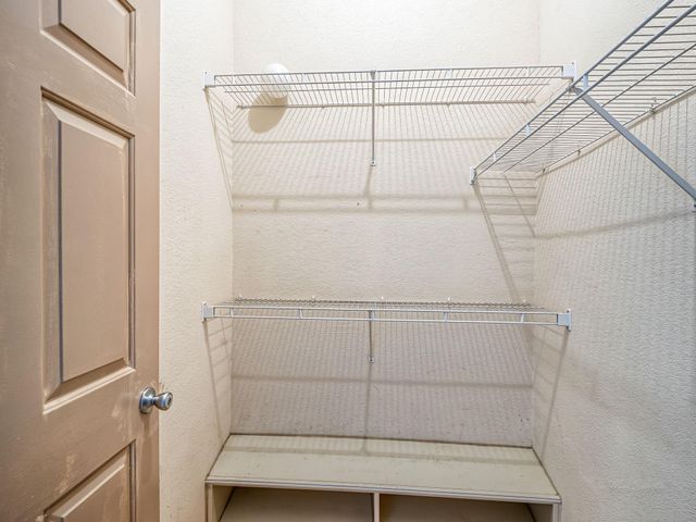 1441 East Street 315, Houston, TX 77007