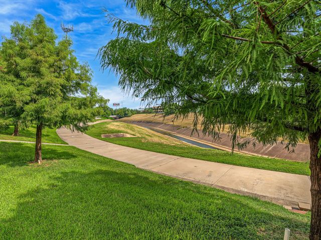 1441 East Street 315, Houston, TX 77007