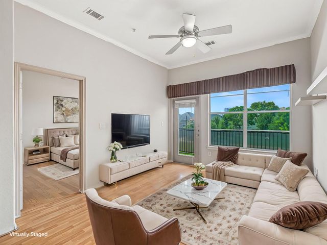 1441 East Street 315, Houston, TX 77007