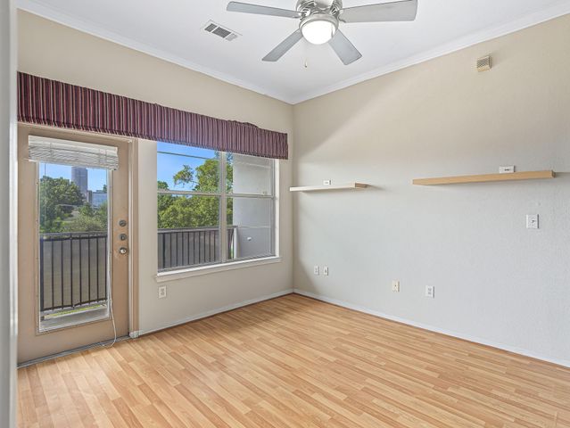 1441 East Street 315, Houston, TX 77007