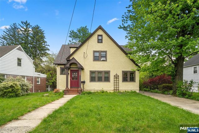 1231 Alicia Avenue, Teaneck, NJ 07666