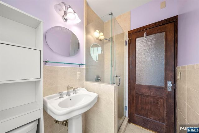 1231 Alicia Avenue, Teaneck, NJ 07666