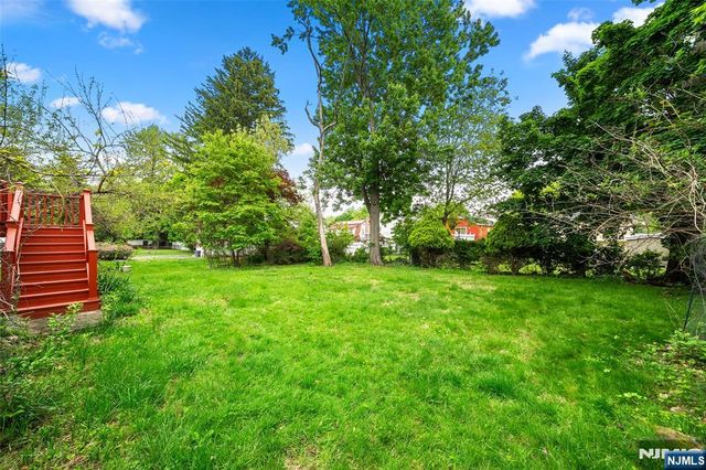 1231 Alicia Avenue, Teaneck, NJ 07666