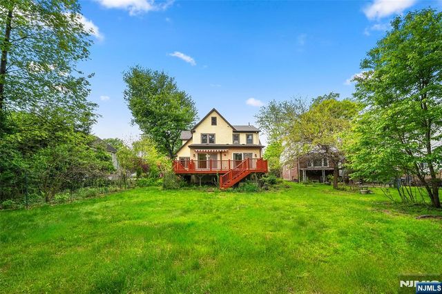 1231 Alicia Avenue, Teaneck, NJ 07666