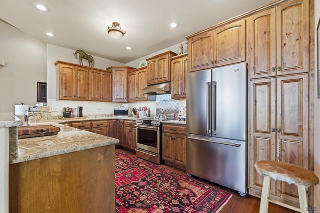 4536 PORTRUSH RD, Rapid City, SD 57702