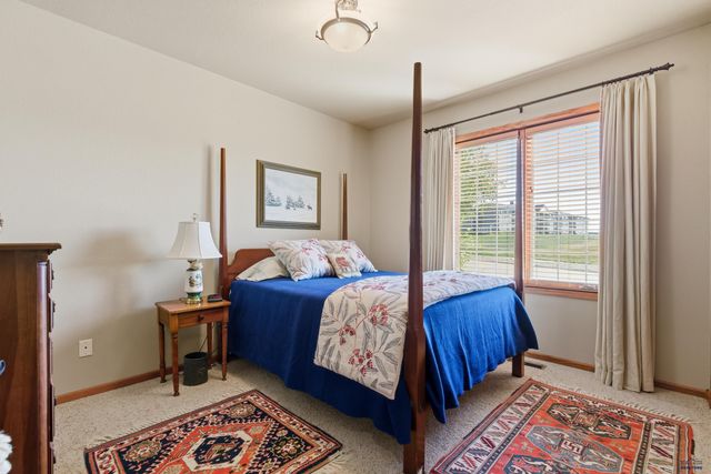 4536 PORTRUSH RD, Rapid City, SD 57702