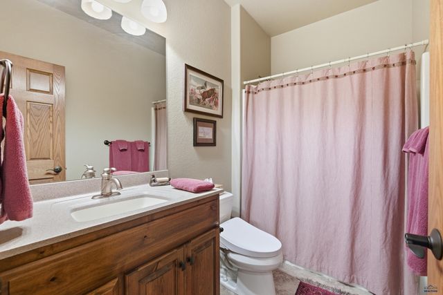 4536 PORTRUSH RD, Rapid City, SD 57702