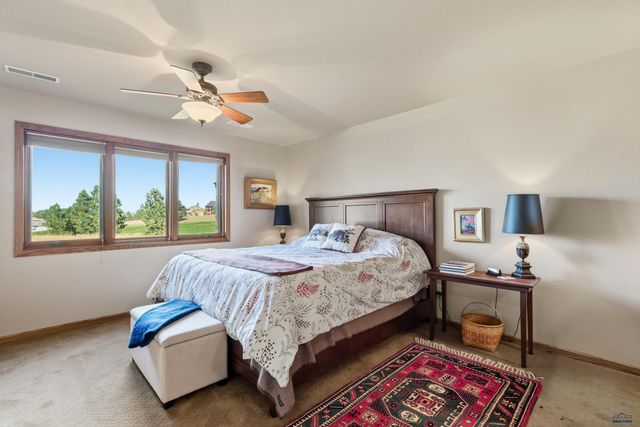 4536 PORTRUSH RD, Rapid City, SD 57702