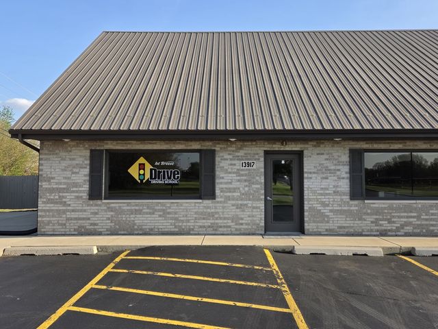 13917 W Illinois Highway 13917, New Lenox, IL 60451