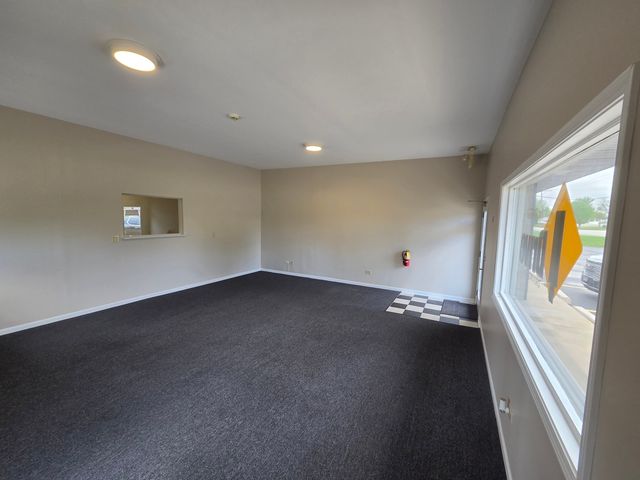 13917 W Illinois Highway 13917, New Lenox, IL 60451