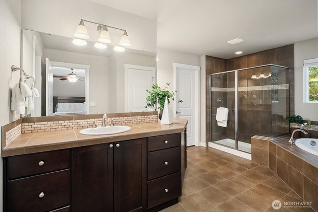 9414 Elm Avenue SE, Snoqualmie, WA 98065