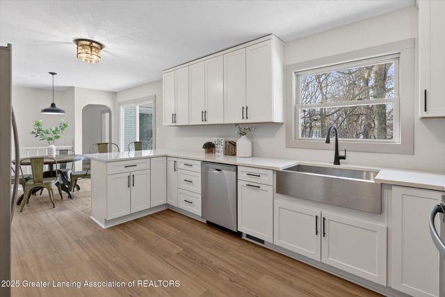 5581 Woodville Road, Haslett, MI 48840