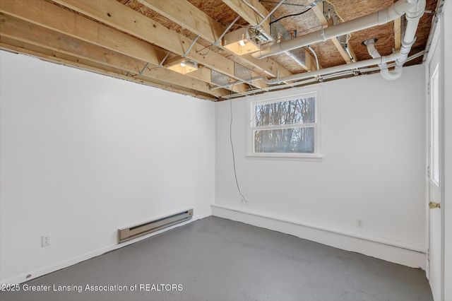 5581 Woodville Road, Haslett, MI 48840