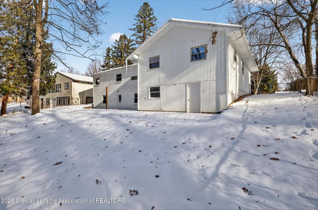 5581 Woodville Road, Haslett, MI 48840
