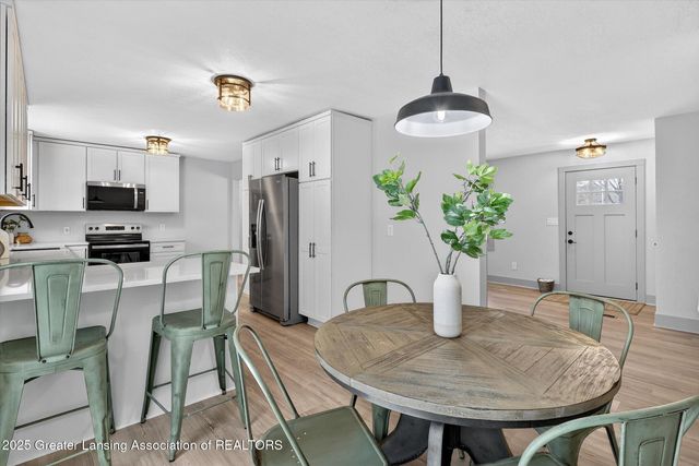 5581 Woodville Road, Haslett, MI 48840