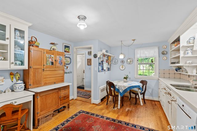 345 Ridgewood Road, West Hartford, CT 06107