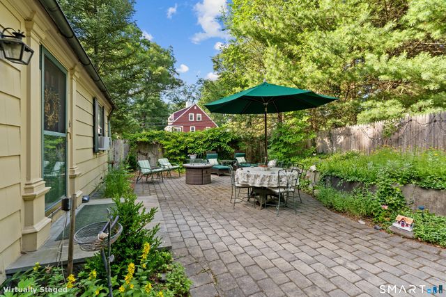 345 Ridgewood Road, West Hartford, CT 06107