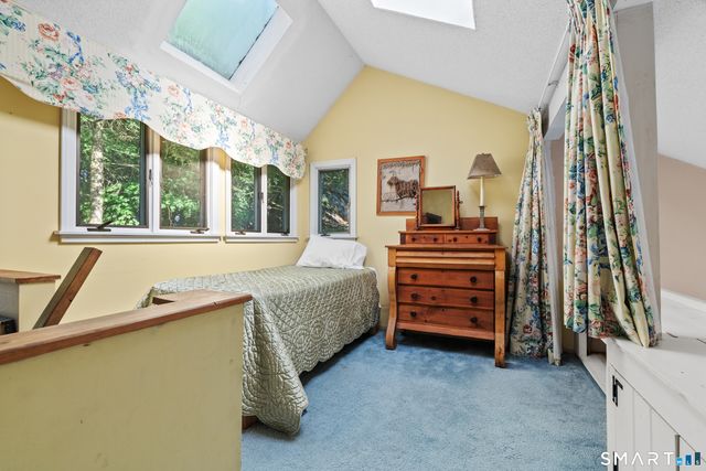 345 Ridgewood Road, West Hartford, CT 06107