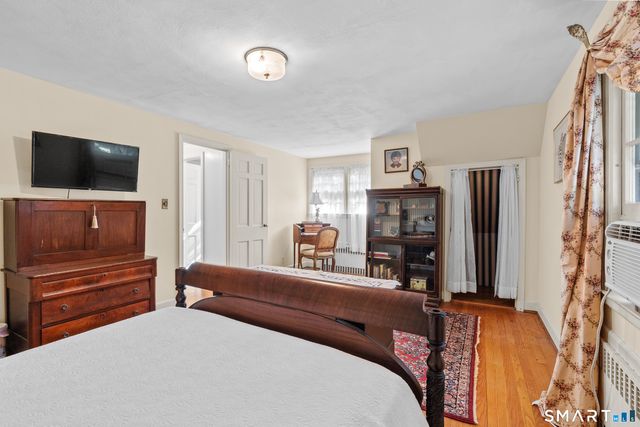 345 Ridgewood Road, West Hartford, CT 06107