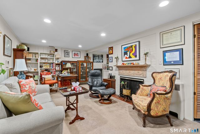 345 Ridgewood Road, West Hartford, CT 06107