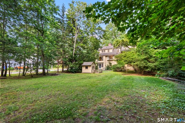 345 Ridgewood Road, West Hartford, CT 06107