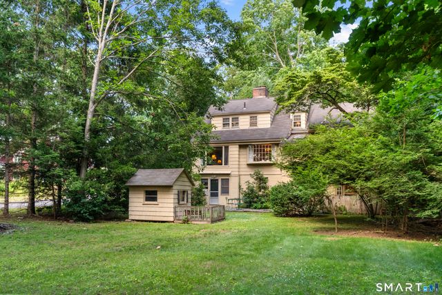 345 Ridgewood Road, West Hartford, CT 06107