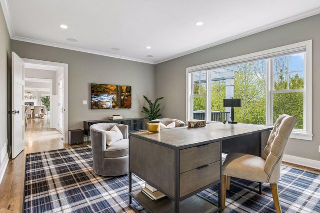 5116 Skyline Drive, Edina, MN 55436