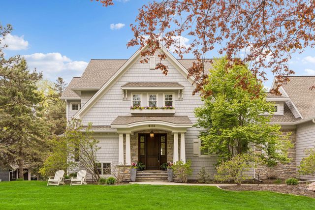 5116 Skyline Drive, Edina, MN 55436