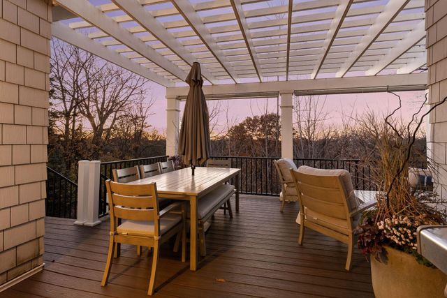 5116 Skyline Drive, Edina, MN 55436