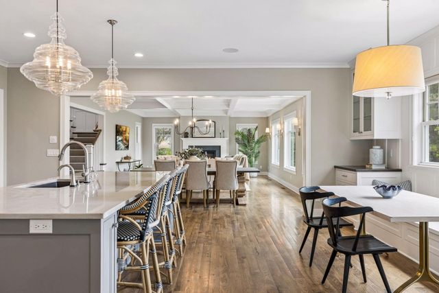 5116 Skyline Drive, Edina, MN 55436