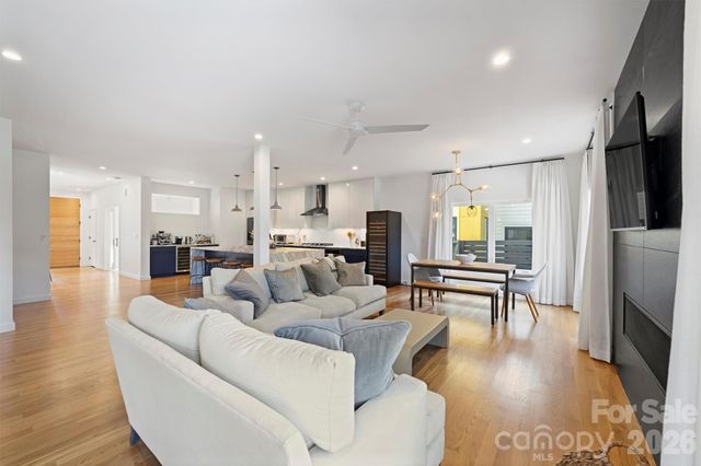 1609 Pegram Street, Charlotte, NC 28205