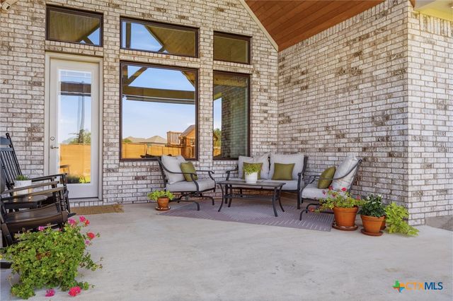 1216 Scenic Oaks Dr, Georgetown, TX 78628