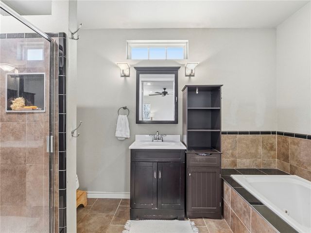 57 Chelmsworth Drive, Bella Vista, AR 72715