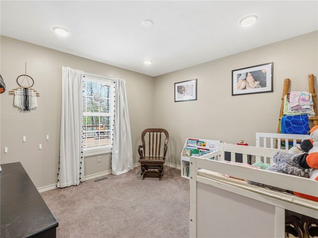 57 Chelmsworth Drive, Bella Vista, AR 72715