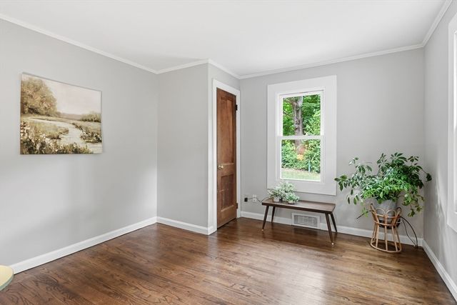 26 Wood Rd Ext, Westfield, MA 01085