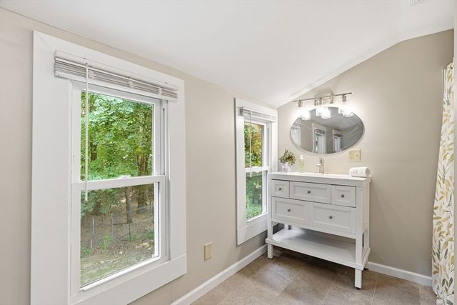 26 Wood Rd Ext, Westfield, MA 01085