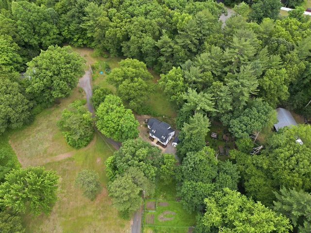26 Wood Rd Ext, Westfield, MA 01085