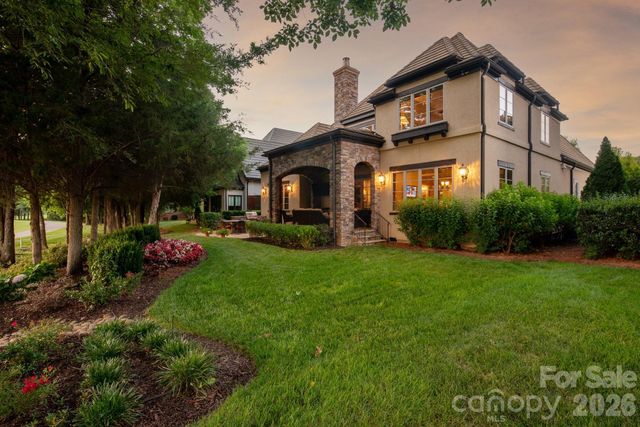 8718 Thornbury Place, Waxhaw, NC 28173