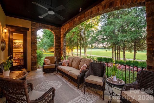 8718 Thornbury Place, Waxhaw, NC 28173