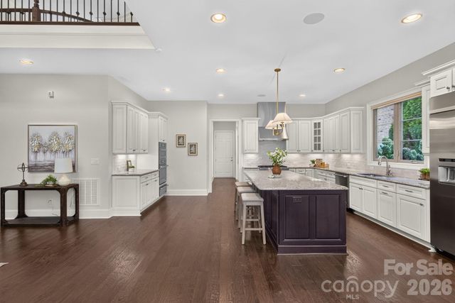 8718 Thornbury Place, Waxhaw, NC 28173