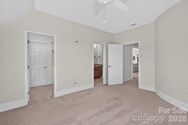 8718 Thornbury Place, Waxhaw, NC 28173