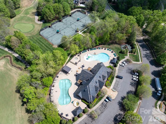 8718 Thornbury Place, Waxhaw, NC 28173