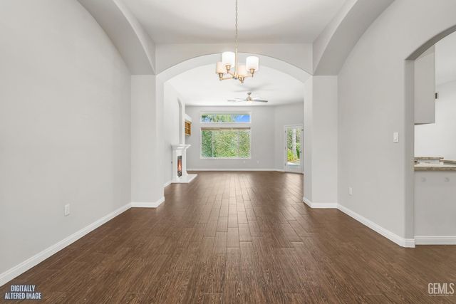 10918 Rosslyn Lane, Bakersfield, CA 93311