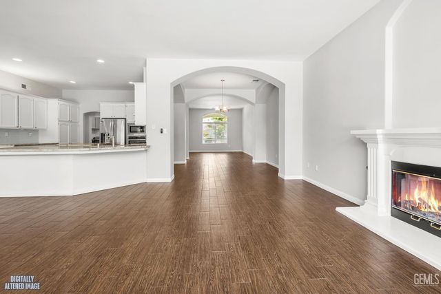 10918 Rosslyn Lane, Bakersfield, CA 93311