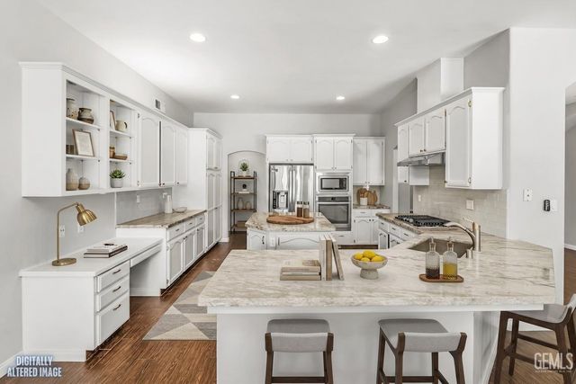 10918 Rosslyn Lane, Bakersfield, CA 93311