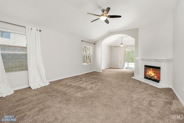 10918 Rosslyn Lane, Bakersfield, CA 93311