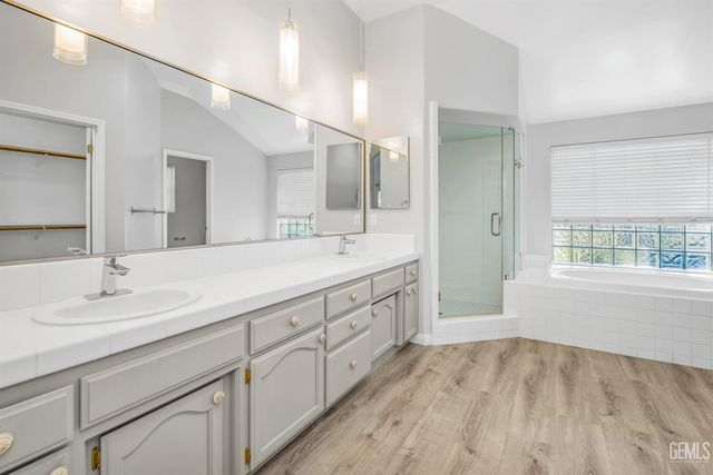 10918 Rosslyn Lane, Bakersfield, CA 93311