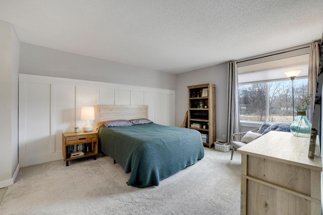 4710 58th Avenue N 107, Crystal, MN 55429