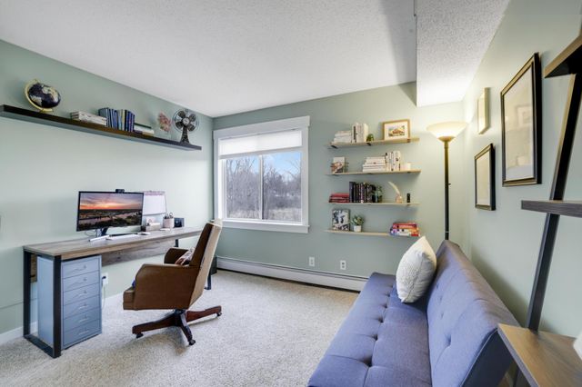 4710 58th Avenue N 107, Crystal, MN 55429